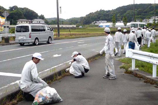 ゴミのポイ捨て、やめよう！